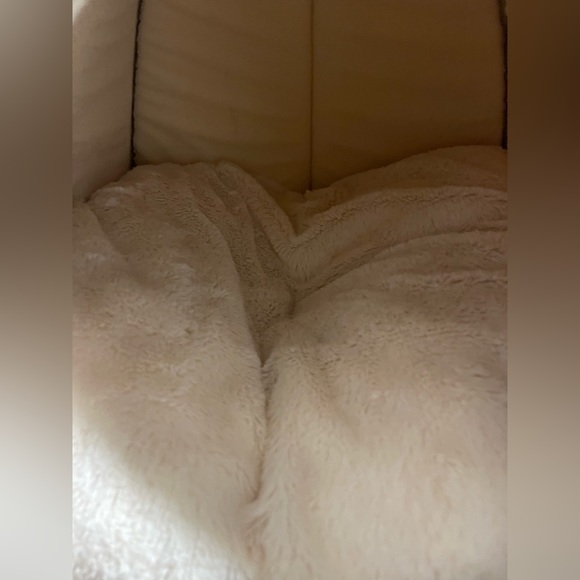 Frisco Tent Covered Dog & Cat Bed. - Picture 9 of 12